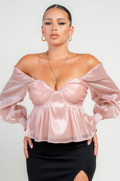 HT4128S / Off-Shoulder Satin Peplum Top